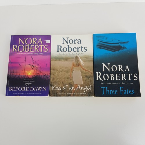 Nora roberts bundle books - roberts,
