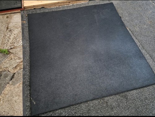 Damaged gym rubber - damaged, flooring