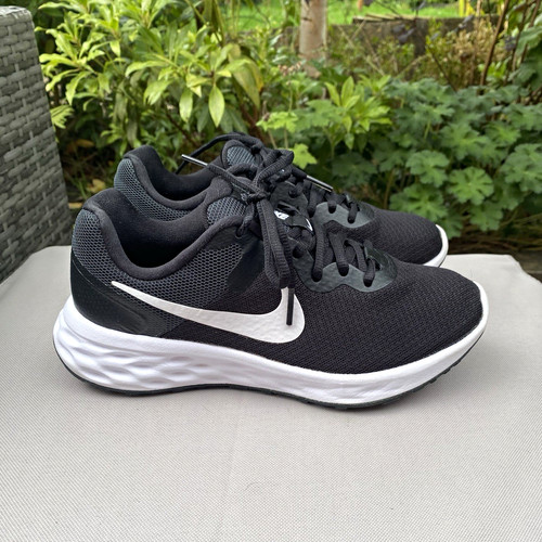 Nike black white revolution - nike,