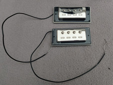 Staple top bass guitar pick