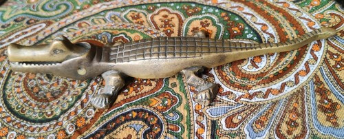 Large vintage heavy brass - large,