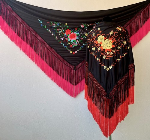 Large spanish embroidered - large,