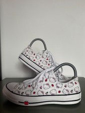 Converse x Hello Kitty Chuck