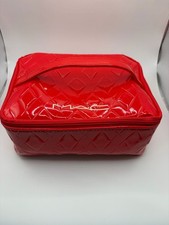 MAC Gift Set with Red Makeup