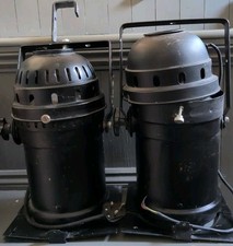 1 Working PAR64xy ParCan Stage