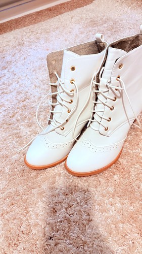 New white faux leather - white,