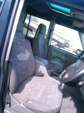 Land rover discovery td5 - rover,