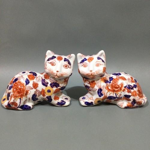 Oriental porcelain cat figures - porcelain,