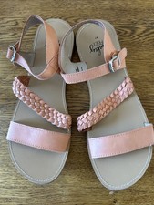 Monkey Feet USA Leather