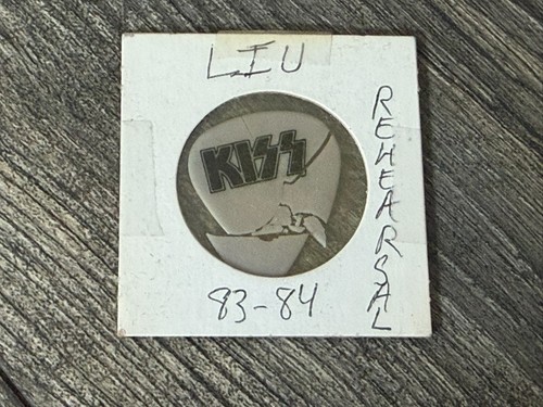 Kiss guitar pick paul - kiss,