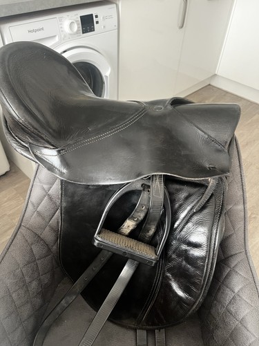 Black ansur dressage treeless - dressage,