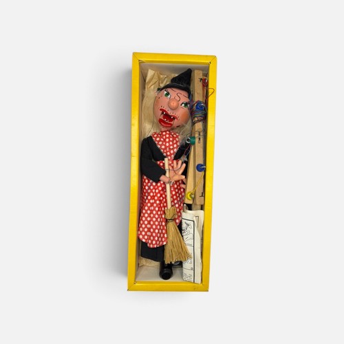 Vintage pelham puppets type - pelham, sm