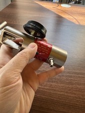 Hi-Lo Oxygen Regulator