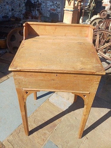 Antique pine lecturn sloping - pine,