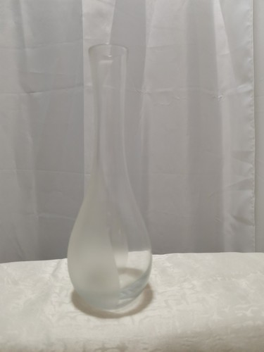 Clear and frosted teardrop - and,