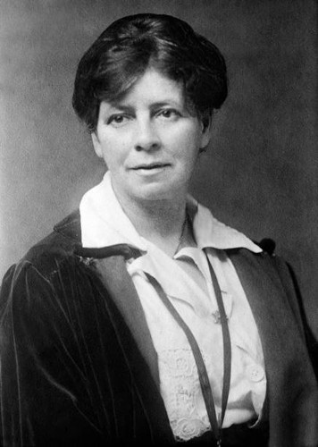 Lucy kemp welch english - welch,