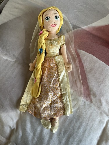 Disney store princess - disney, rapunzel