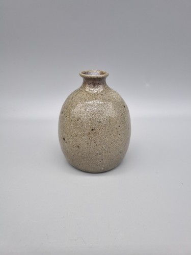 Small studio pottery - a,