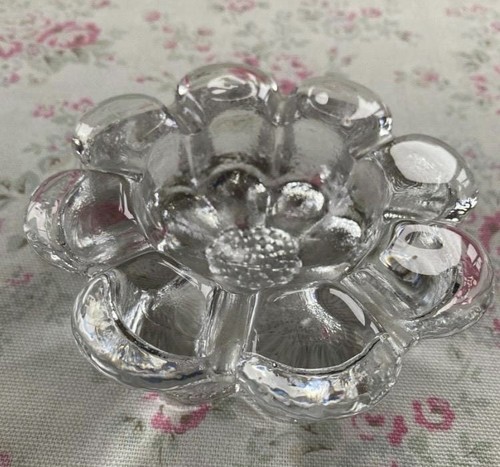 Dartington glass daisy - dartington, tea