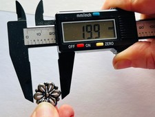 10 Vintage Daisy Flower Metal