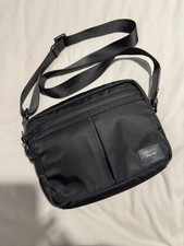 REISS Lennox Black Logo Nylon