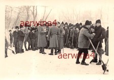 Snow shovelers want money from