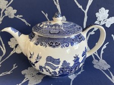 Johnson Bros Teapot Willow Pattern. Blue & White. No Chips Or Cracks.