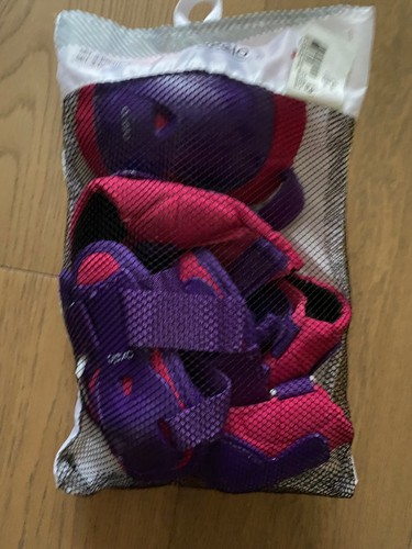 Oxelo roller skate - roller, protector