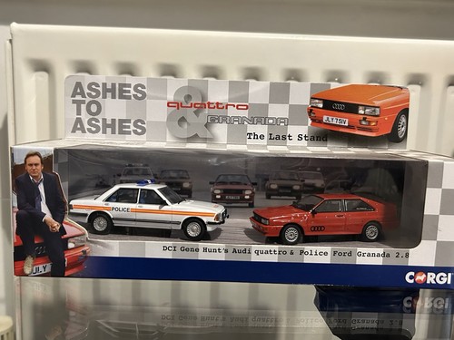 Corgi cc02799 ashes - ashes, to