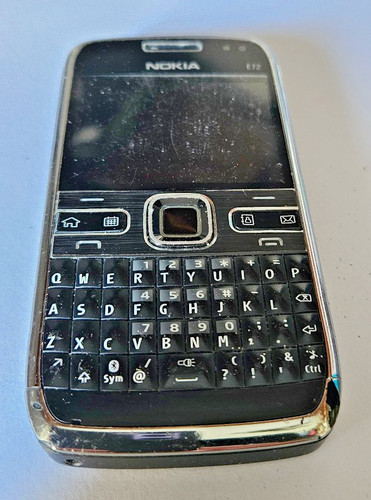 Nokia e72 classic retro - nokia,