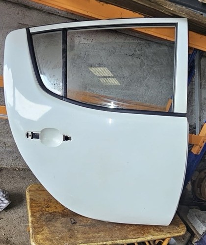 Mitsubishi l200 door right - l200,