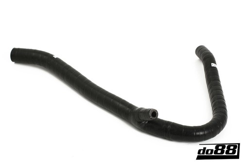 Crankcase vent hose for saab