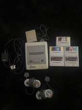 Nintendo SNES Console with 2 Controllers 5 Games And Nintendo Scope