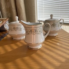 VINTAGE NORITAKE GREEN HILL