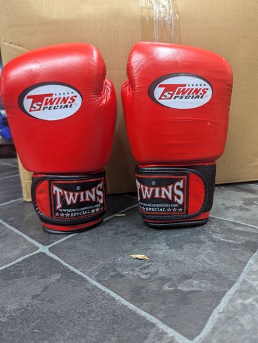 16oz boxing gloves brand new - gloves.,