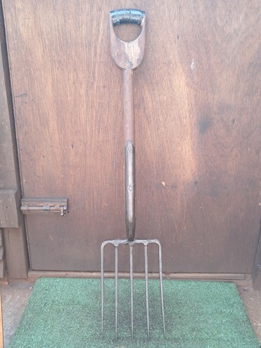 Vintage garden tools - vintage, brades