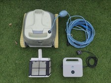 Maytronics PoolBot BP20/  Dolphin E20 Robot Swimming Pool Cleaner