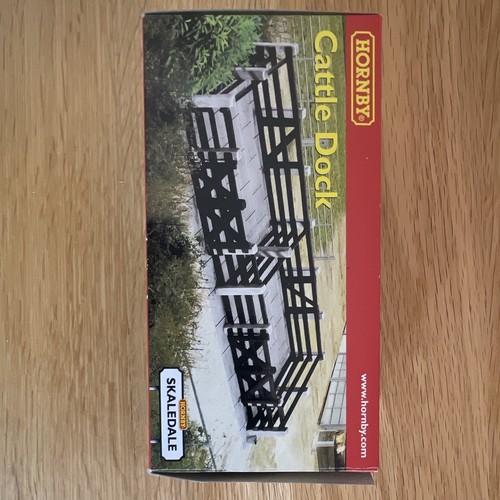 Hornby skaledale r8790 cattle - hornby,