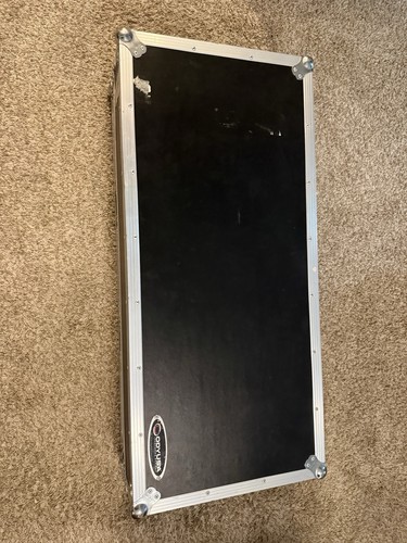 Odyusa flight case - flight, fits