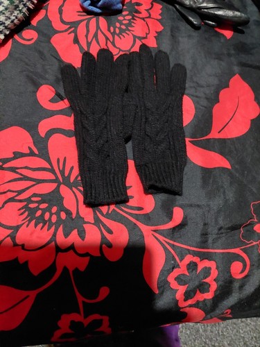 Black unisex knit winter
