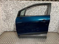 13-20 RENAULT CAPTUR PASSENGER SIDE FRONT DOOR BLUE PAINT CODE BIXWD (DENTED)