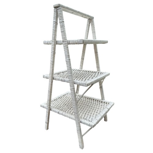 Vintage white wicker - white,