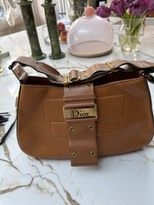 Dior Vintage Magnetic Closure