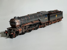 Bachmann OO Gauge 4mm scale early BR V2 Tender Loco, superbly weathered