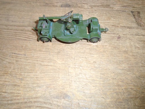 Vintage dinky army anti - army,