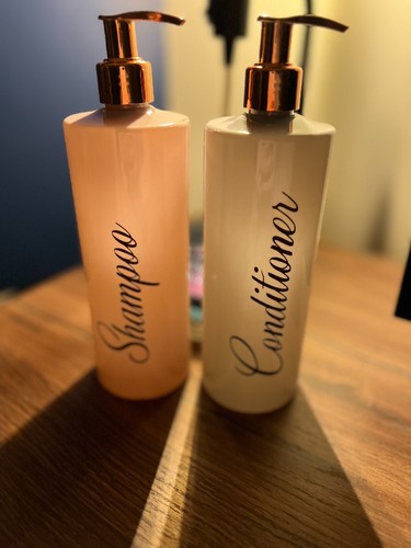 Shampoo and conditioner pump - conditioner,
