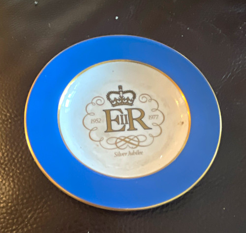 Wedgwood silver jubilee - silver,