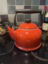 Le Creuset Stove-Top Kettle