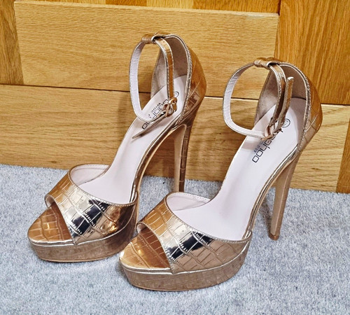 Boohoo gold croc platform - croc,