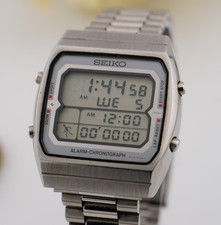 1980s Vintage Seiko A714-5050 Alarm Chronograph Digital Stainless Steel Watch